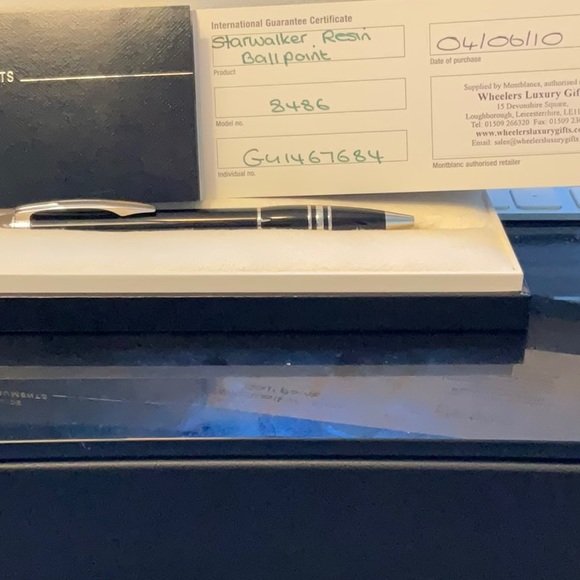 Mont Blanc Star Walker Resin ball point luxury pen - Picture 6 of 8